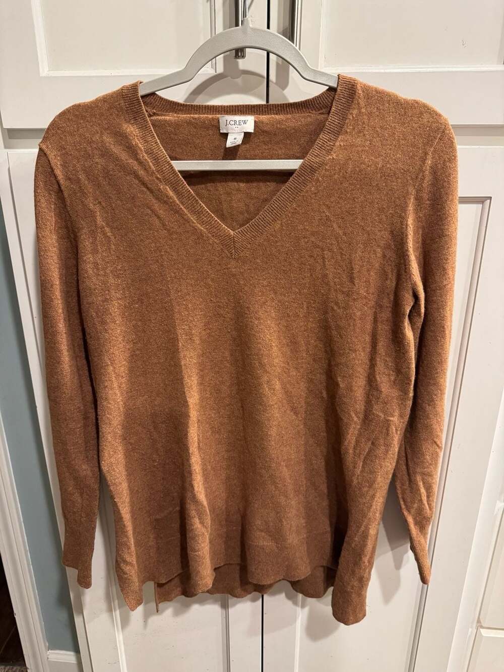 J.Crew Women's Heathered Nutmeg V-Neck Long Sleeve Sweater Size Small
